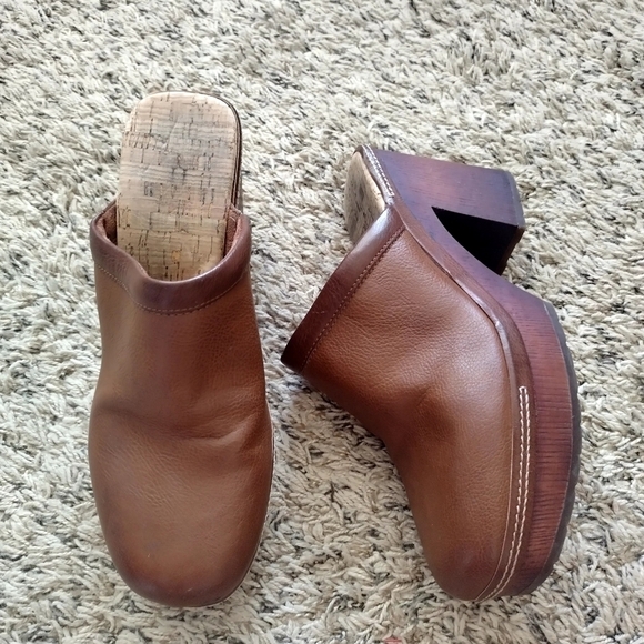 Korks Women's Clogs/Mules Brown Cork Chunky Block Heel Slip-On Size 9M - Picture 1 of 7